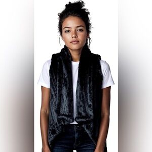 Fur(Real) Vest - Size M